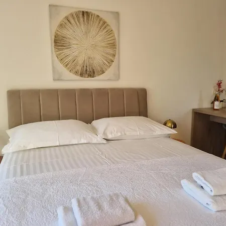 Atrium, Broutalla & Belvedere Luxury *