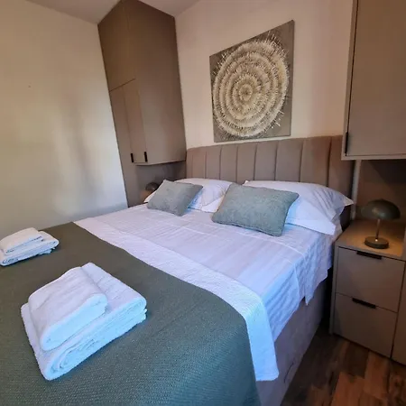 Atrium, Broutalla & Belvedere Luxury * Kozino