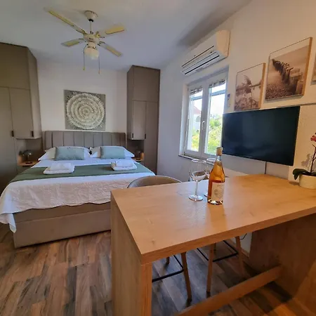 Apartment Atrium, Broutalla & Belvedere Luxury